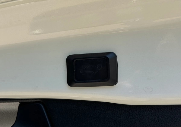 Toyota RAV4 cena 146999 przebieg: 64915, rok produkcji 2019 z Ostrów Mazowiecka małe 781